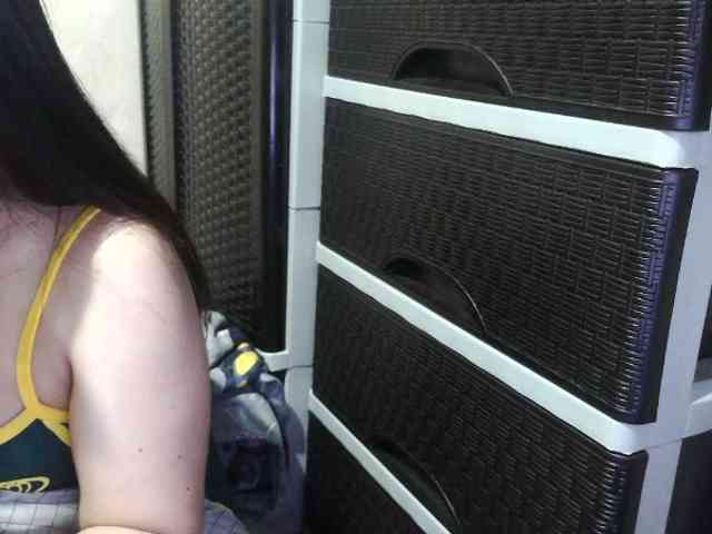 Cassiee webcam