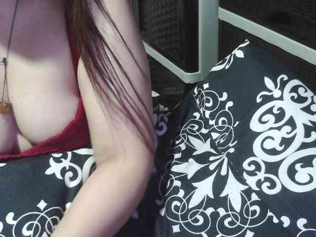 Kazzandra webcam