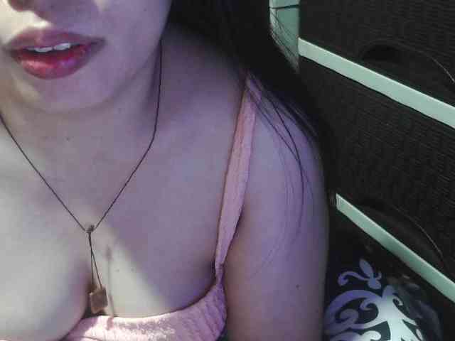 Kazzandra webcam