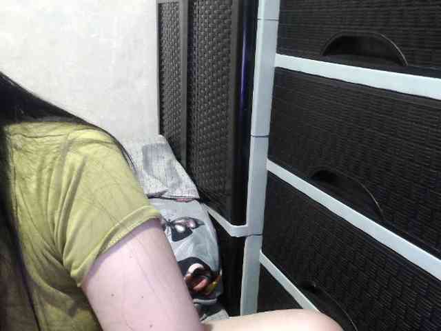 Cassiee webcam
