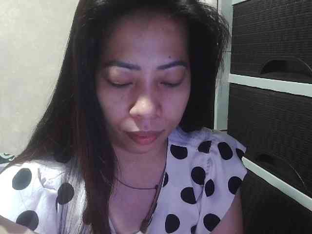 Cassiee webcam