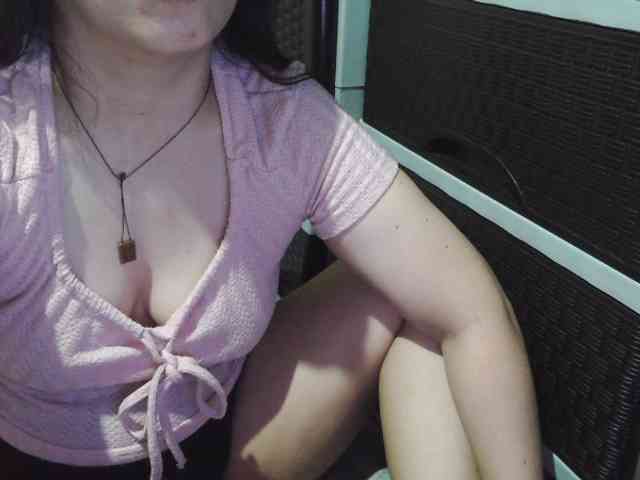 Cassiee webcam