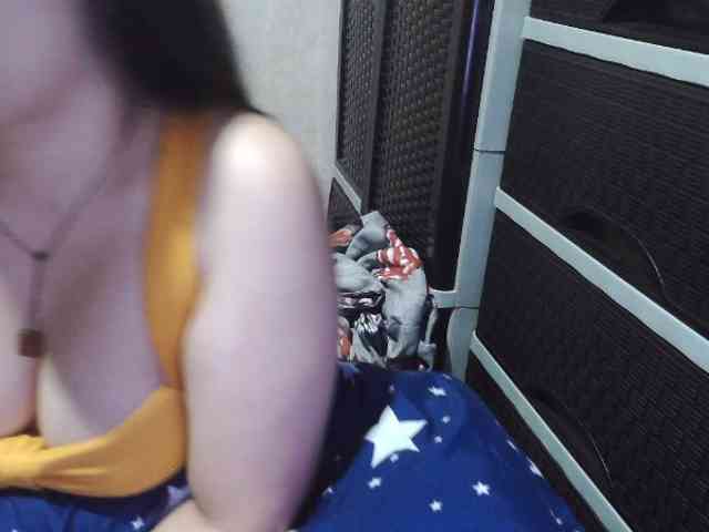Cassiee webcam