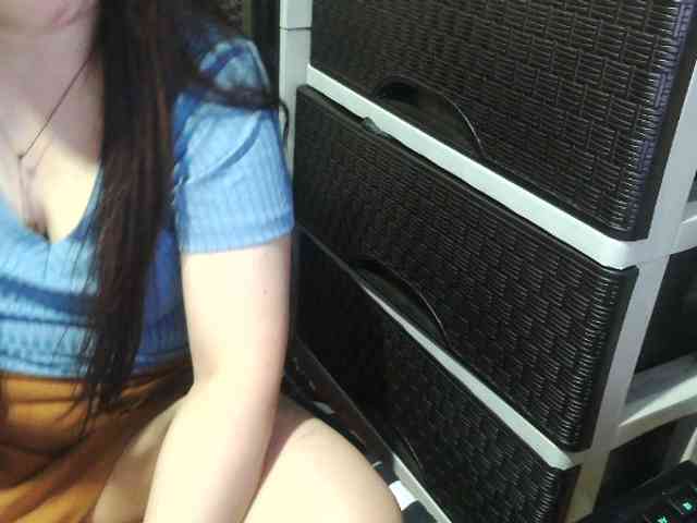 Cassiee webcam