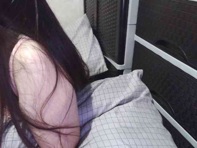 Cassiee webcam