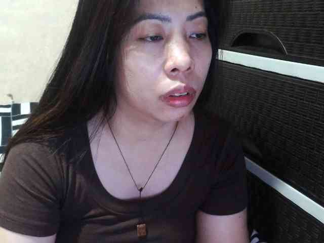 Cassiee webcam