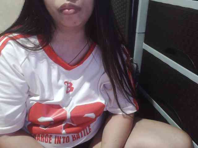 Cassiee webcam