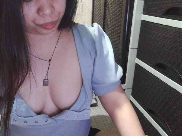 Cassiee webcam
