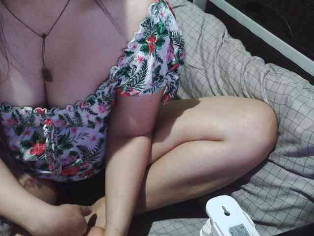 Cassiee webcam