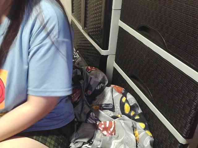 Cassiee webcam