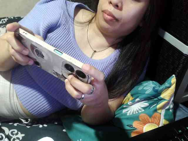 Cassiee webcam