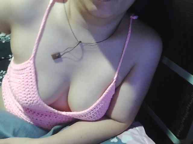 Cassiee webcam