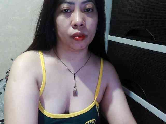 Cassiee webcam