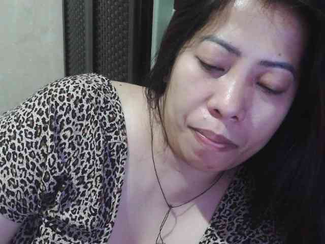 Cassiee webcam
