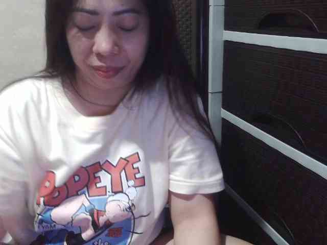 Cassiee webcam