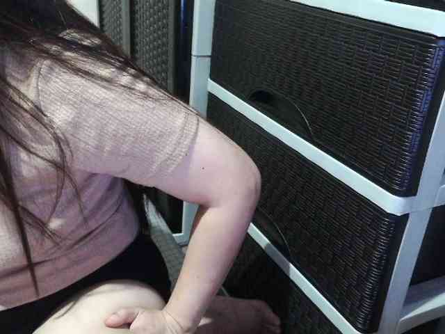 Cassiee webcam