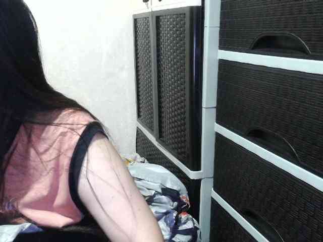 Cassiee webcam