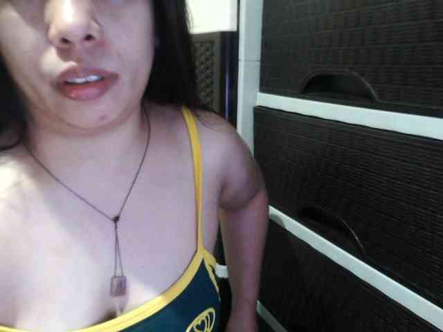 Cassiee webcam