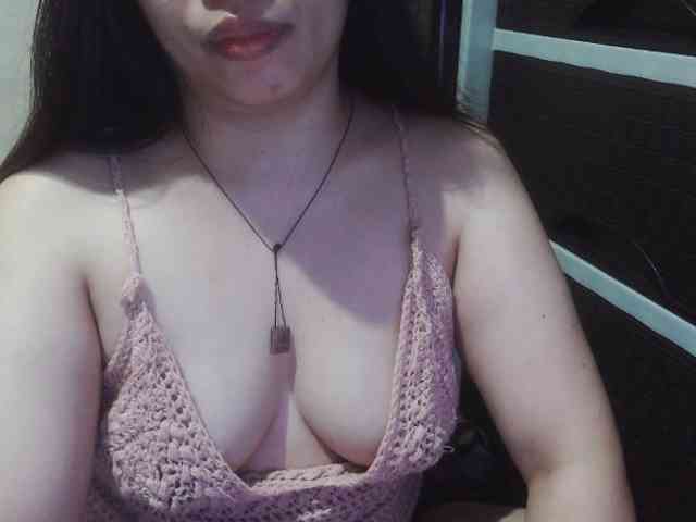 Cassiee webcam