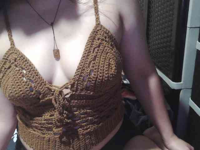 Cassiee webcam
