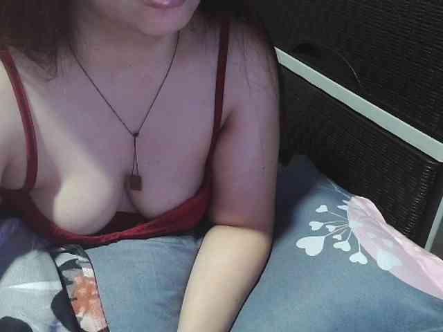 Kazzandra webcam
