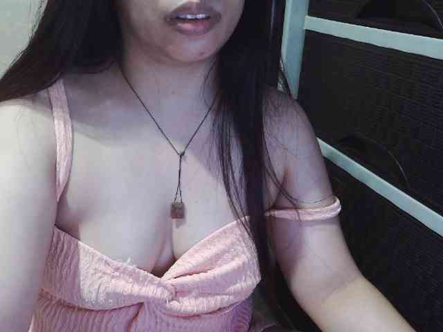 Cassiee webcam