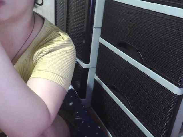 Cassiee webcam