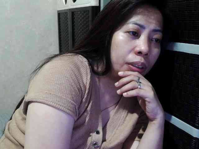 Cassiee webcam