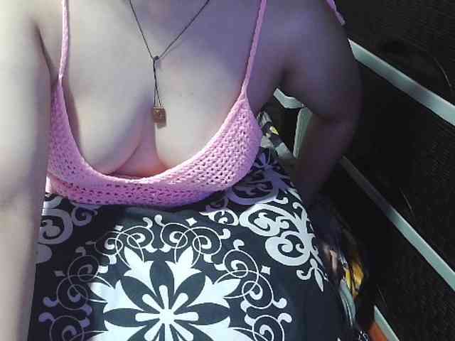 Cassiee webcam