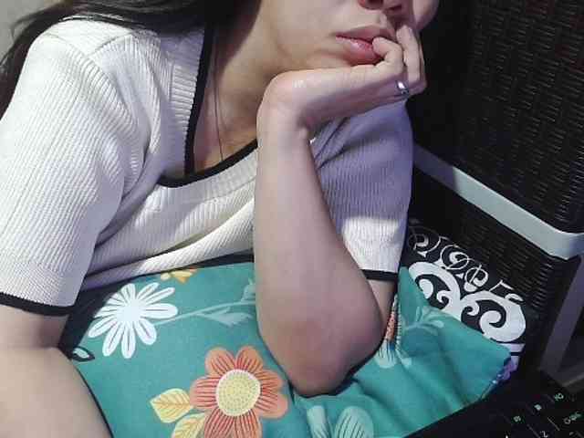 Cassiee webcam