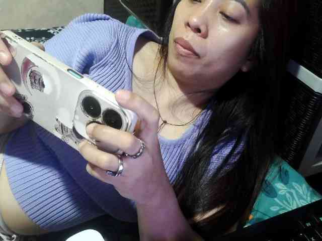 Cassiee webcam
