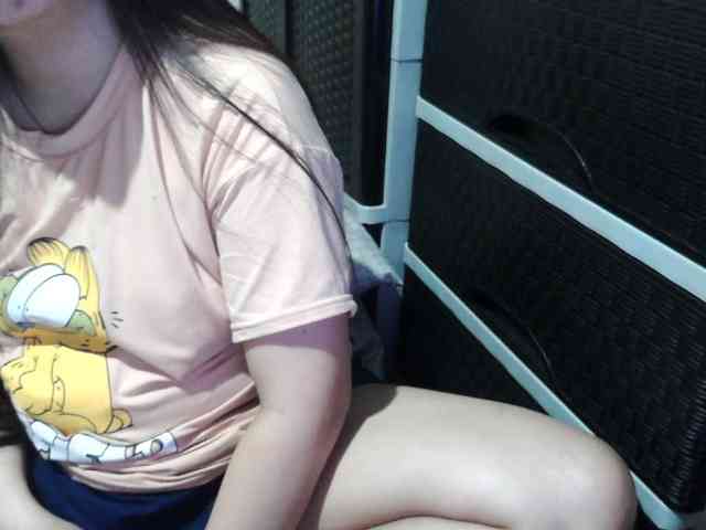 Cassiee webcam