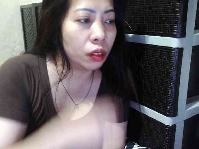 Cassiee webcam
