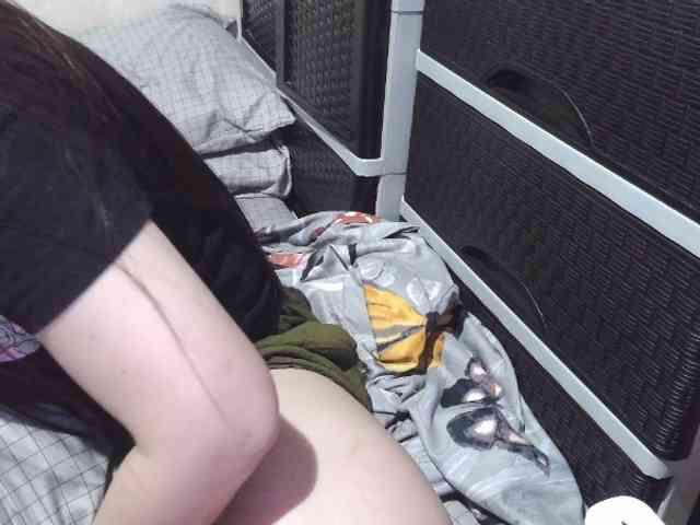 Cassiee webcam