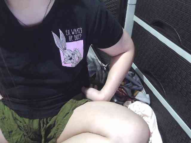 Cassiee webcam