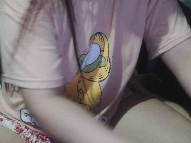 Cassiee webcam