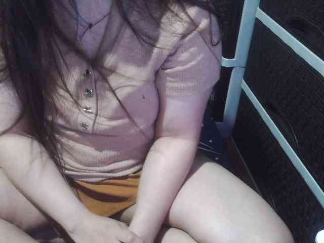 Cassiee webcam