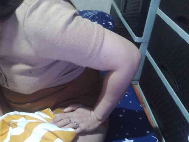 Cassiee webcam