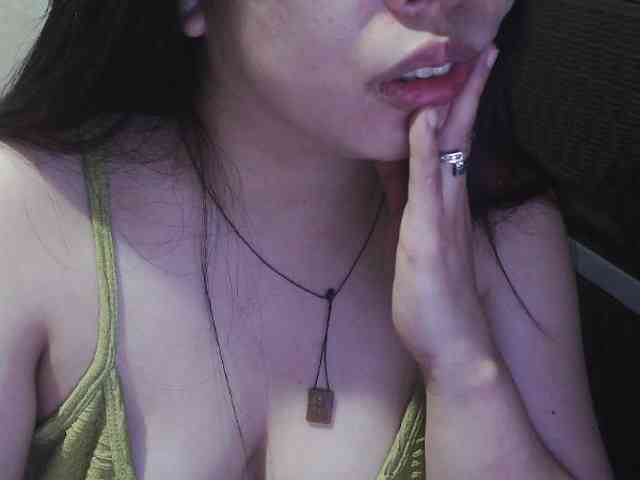 Cassiee webcam