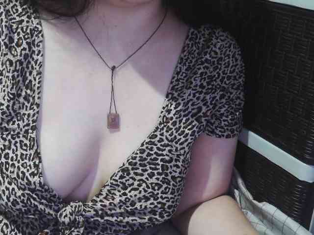 Cassiee webcam