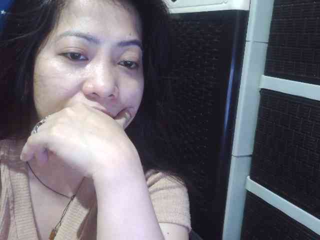 Cassiee webcam