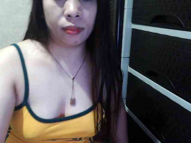Cassiee webcam