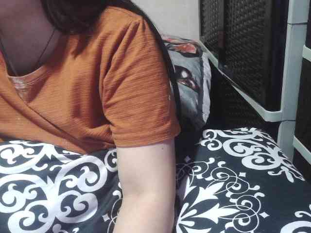Cassiee webcam