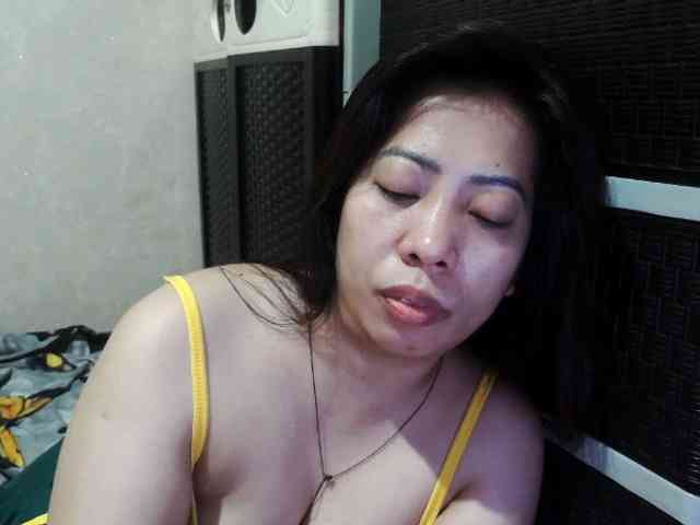 Cassiee webcam