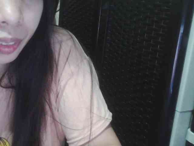 Cassiee webcam