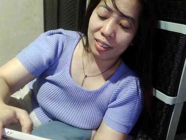 Cassiee webcam
