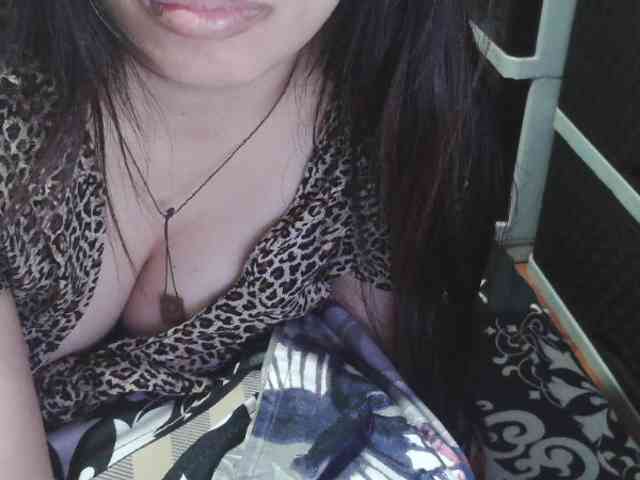 Cassiee webcam