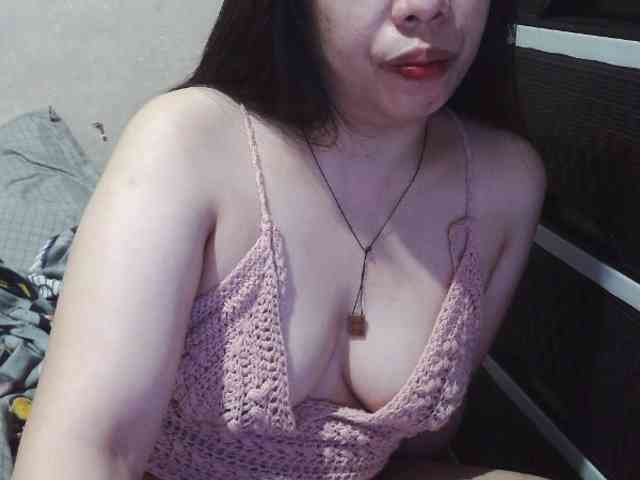 Cassiee webcam