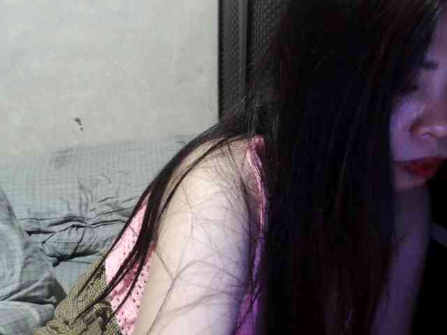 Cassiee webcam