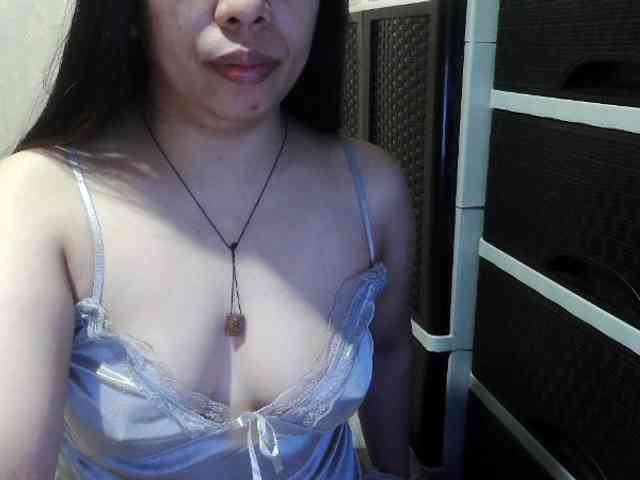Cassiee webcam